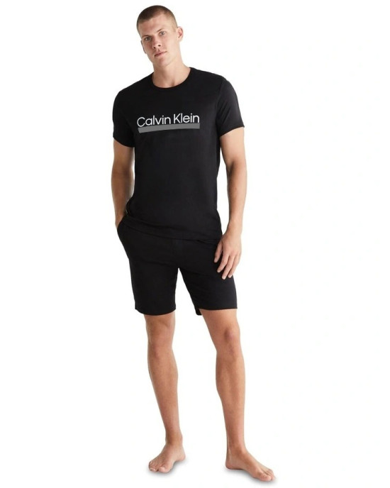 Calvin Klein T-Shirt, Men's Black  T-Shirt