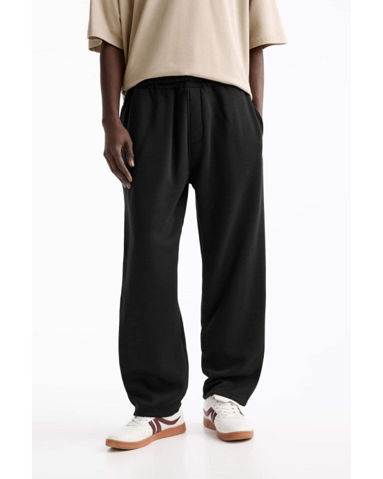 PULL&BEAR Sweatpants, Black Straight-leg joggers For Men's